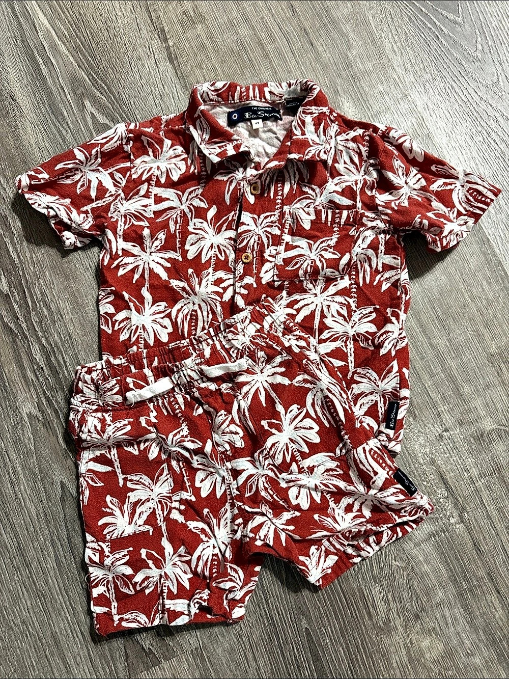 Ben Sherman Boys 4T Red Floral Matching Set Like New